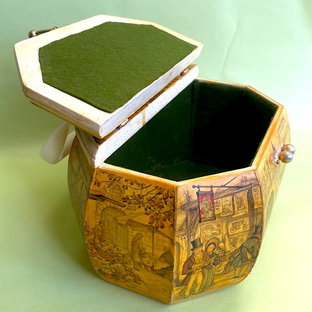 Vintage wooden handmade bag with unique lock - Picture 16 of 16